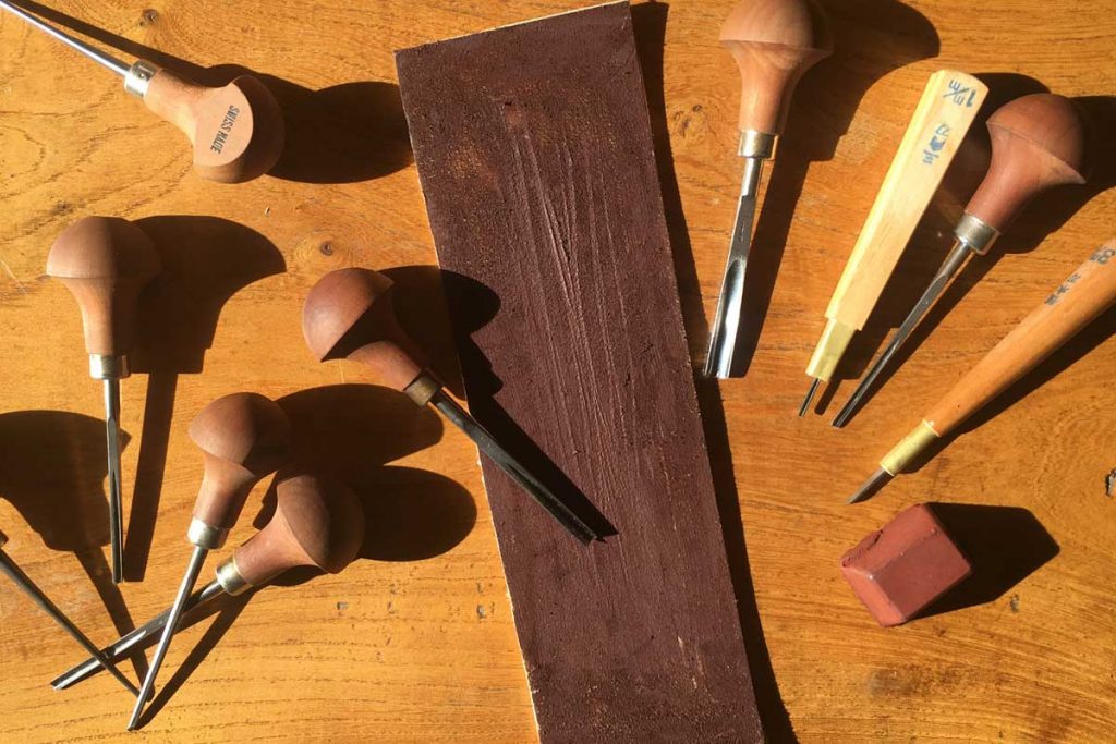 Sharpening Carving Tool